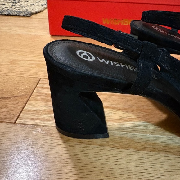 Wishbone black Chanel style suede slingback heels - Picture 4 of 8